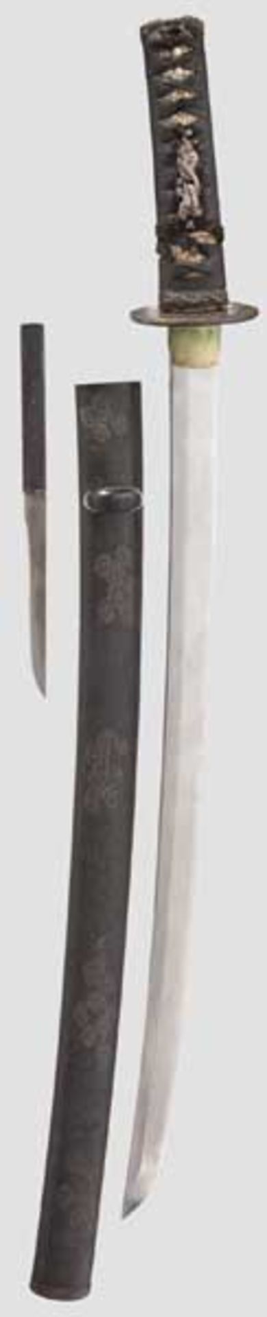 Wakizashi, Japan, Ende Edo-Periode     Klinge Shinogi Tsukuri, Chu Kissaki, flacher Torii Zori,