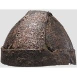 Bandhelm aus Eisen, frühbyzantinisch, 6. Jhdt.   4,3 cm breites Stirnband, am oberen Rand mit