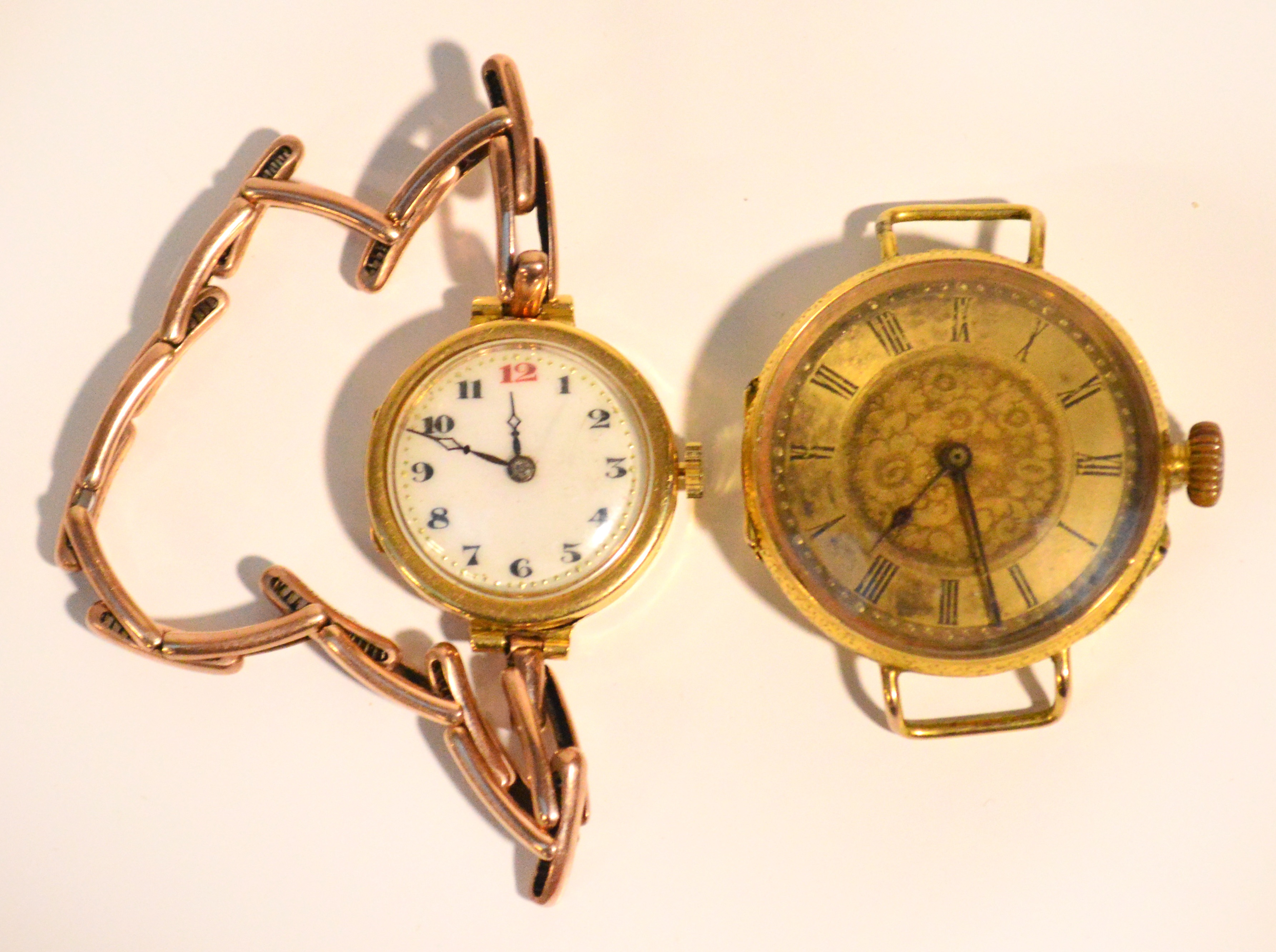 An early 20th century lady's 14ct gold cased manual wind fob watch, with later applied lugs and a