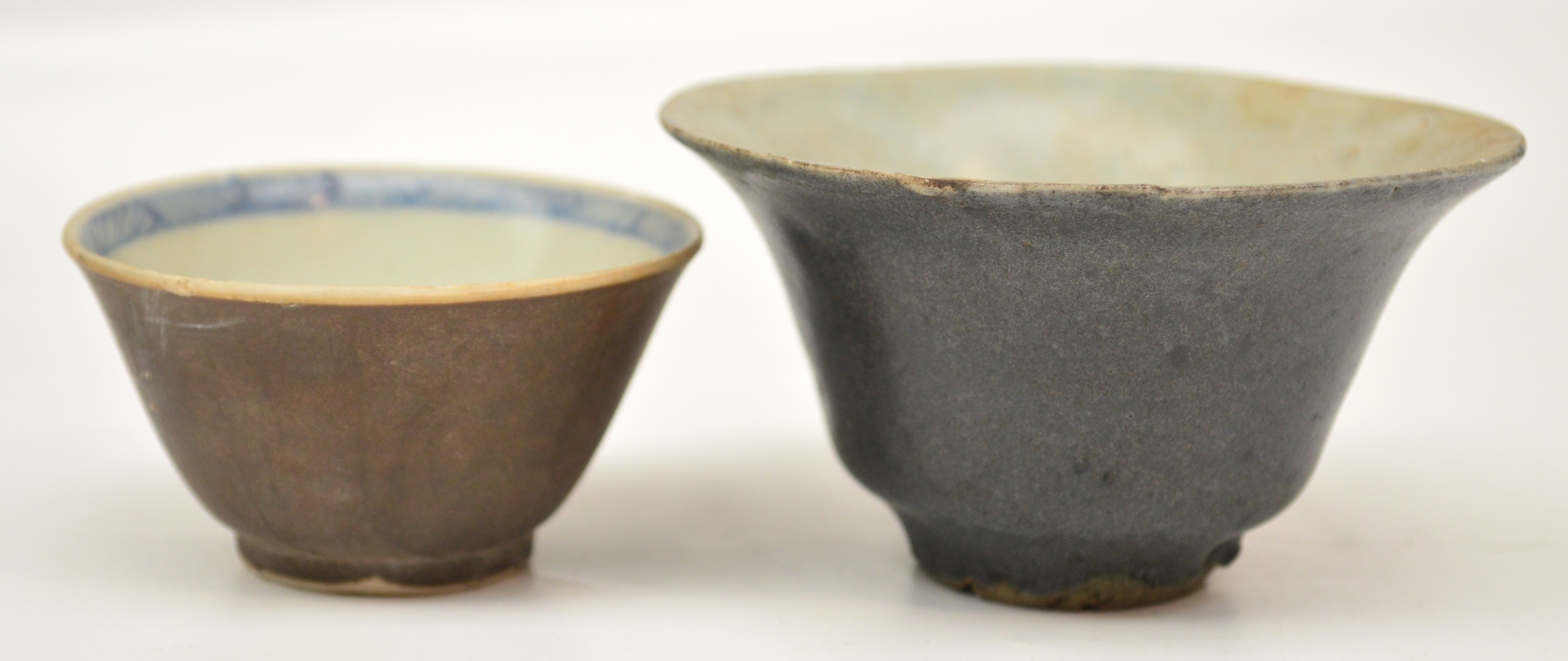 A rare Chinese Ming dynasty porcelain tea bowl glazed with cobalt blue, excavated from Palawan,