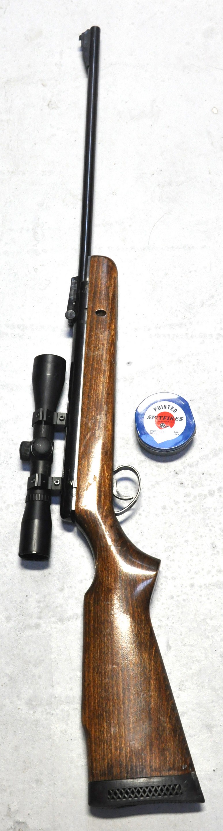 A Supersport air rifle with BSA .22 sight (af).