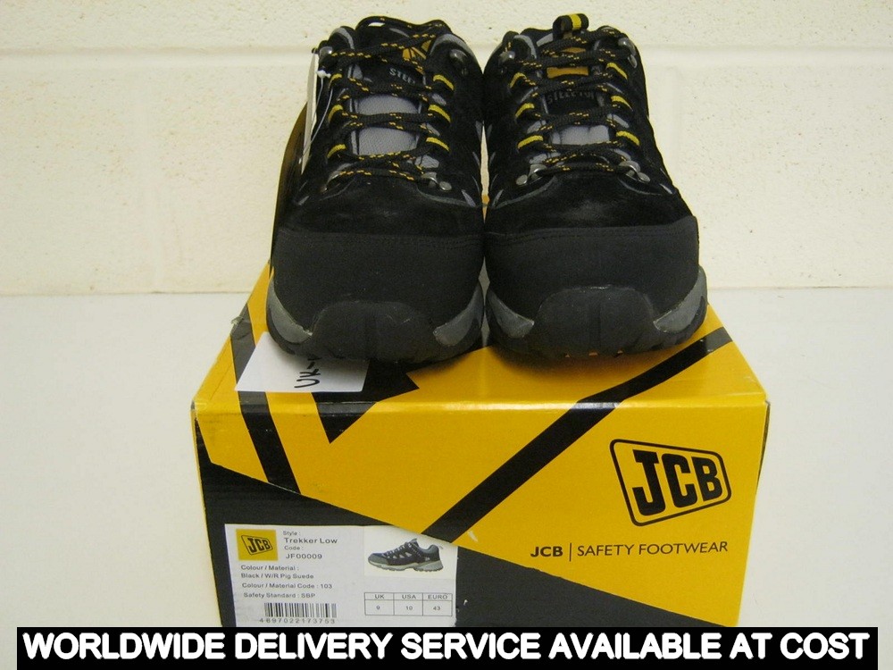 JCB Work shoe - UK Size 9 - New, cost around £45.00