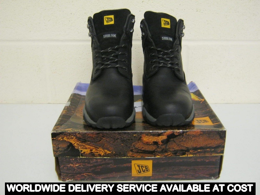 JCB Work boots - UK Size 9 - New, cost around £45.00