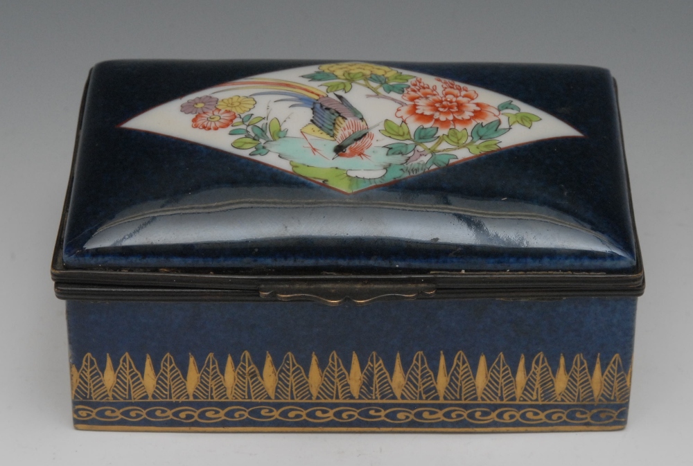 A Chinese rectangular trinket box, the cover with lozenge cartouche with golden pheasant and