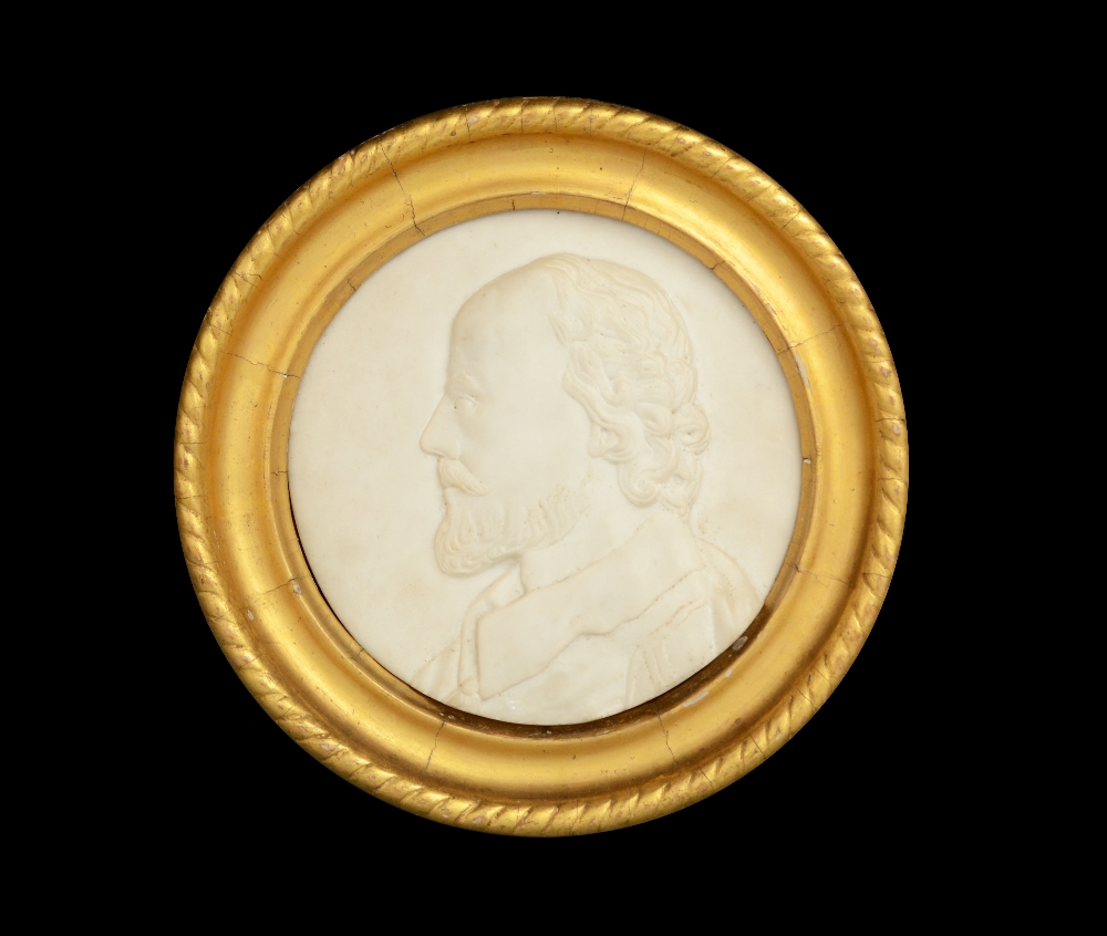 A 19th century Carrara marble portrait roundel, of William Shakespeare, 19cm diam, gilt frame