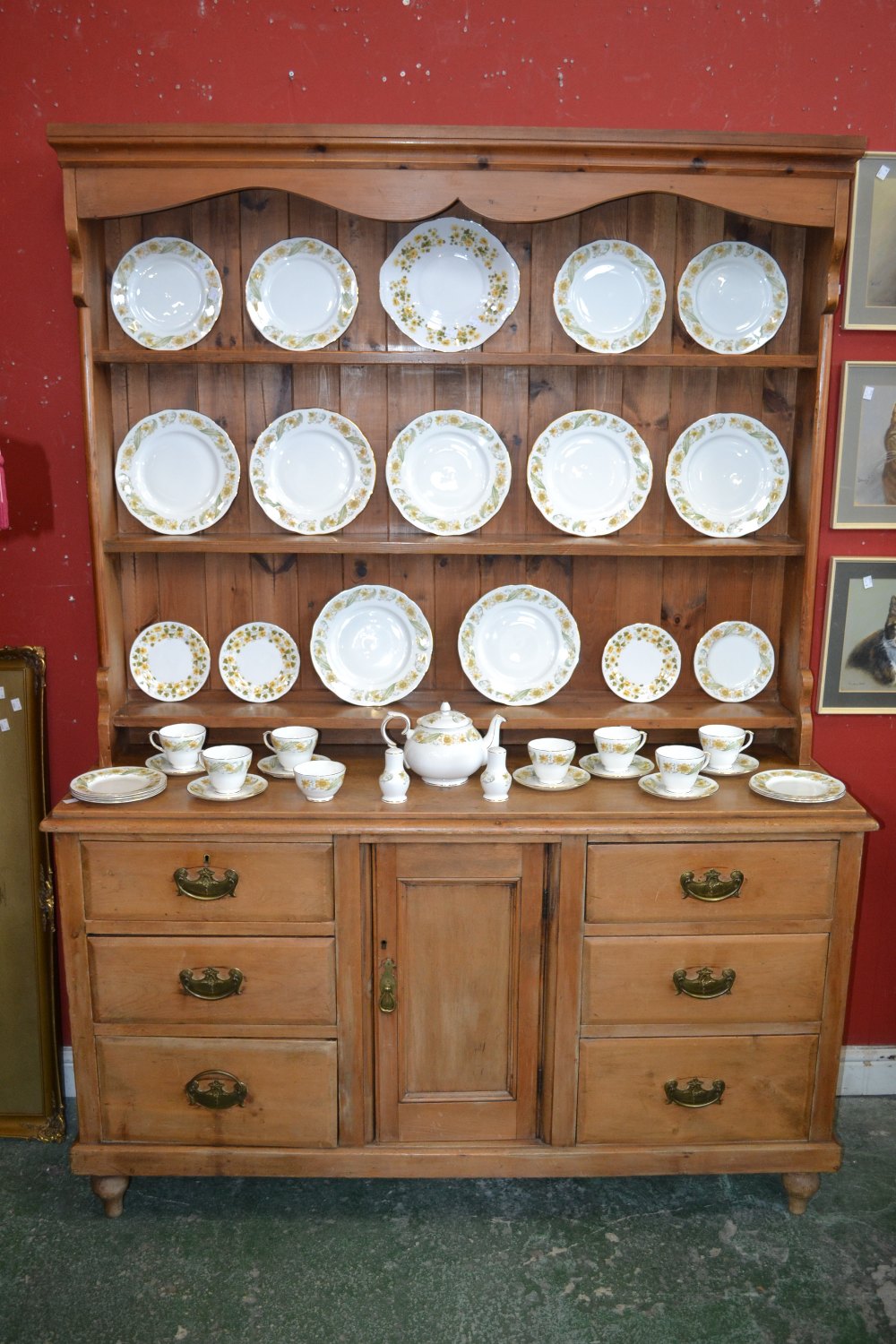 A Victorian pine dresser