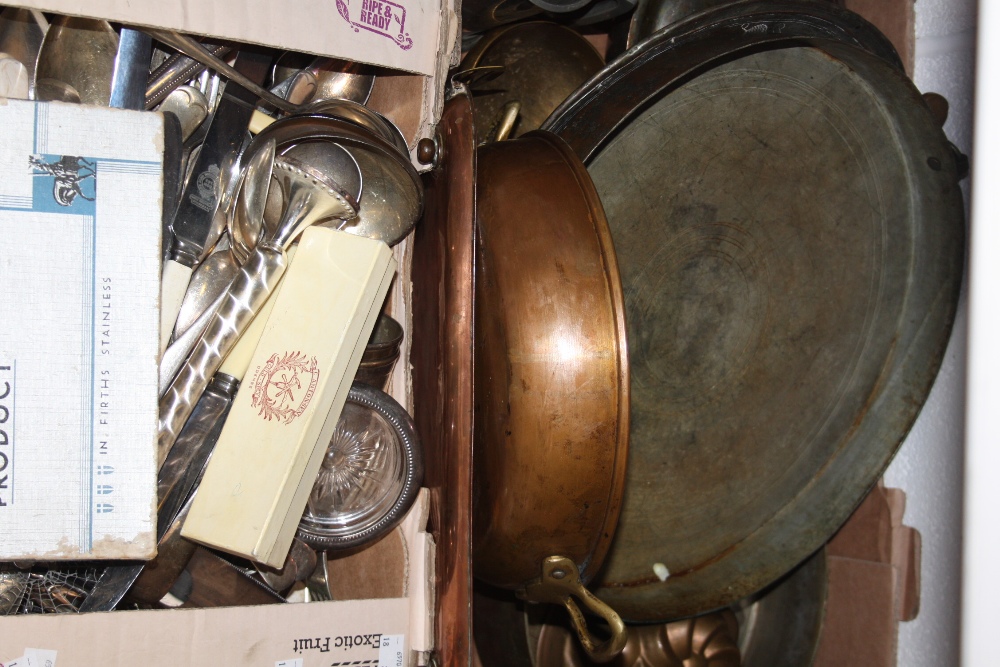 Metalware - a quantity of EPNS flatware; pewter tankard; a copper and brass tray; copper pan; copper