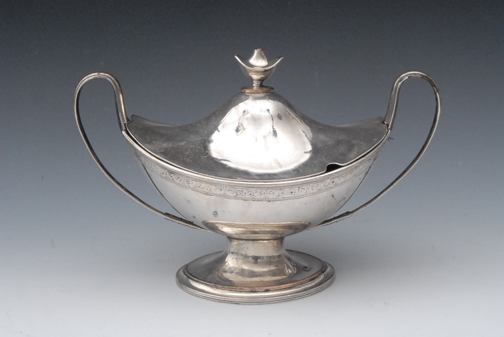 A George III Old Sheffield plate oval pedestal sauce tureen, knop finial, domed cover, reeded