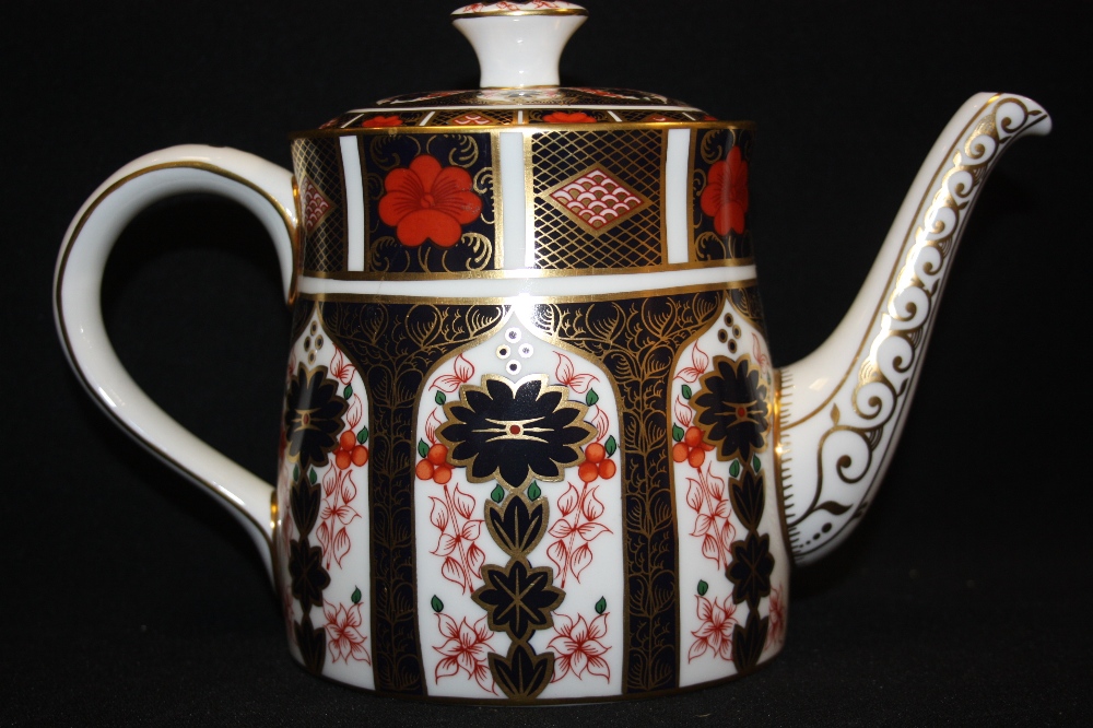 A Royal Crown Derby 1128 pattern teapot