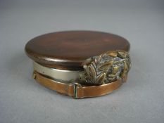 A WWI trench art snuff box of a German Navy other ranks cap, circular copper pill box type cap