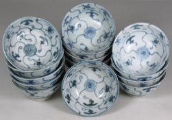 Tek Sing Cargo - fifteen Chinese porcelain bowls of circular form the interior and exterior