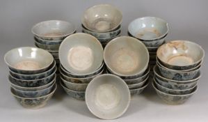 Tek Sing Cargo - fifty Chinese porcelain bowls the exterior printed in blue with shou medallions and