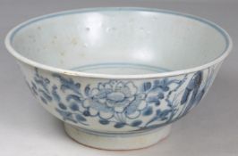 Tek Sing Cargo - a Chinese porcelain bowl of circular form the exterior painted in blue with