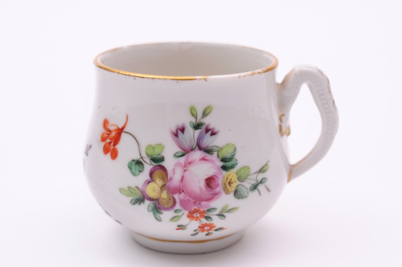 A Champion’s Bristol ice cup of ogee form painted with bouquets and scattered flowers, cross and 4