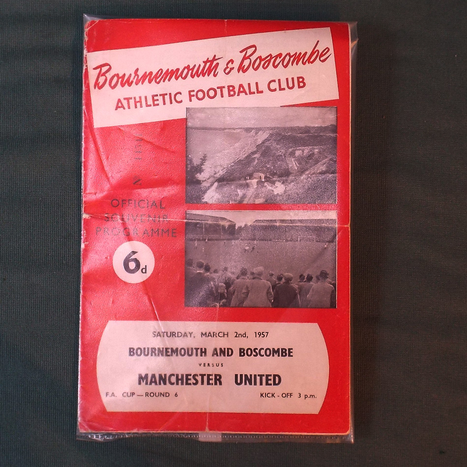 1950`s FOOTBALL PROGRAMME FOR BOURNEMOUTH AND BOSCOMBE –v- MANCHESTER UNITED.