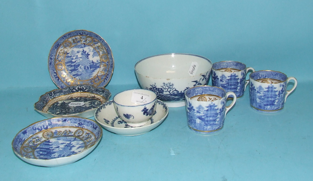A Worcester blue and white footed bowl, decorated ducks in a landscape, a similar tea bowl and