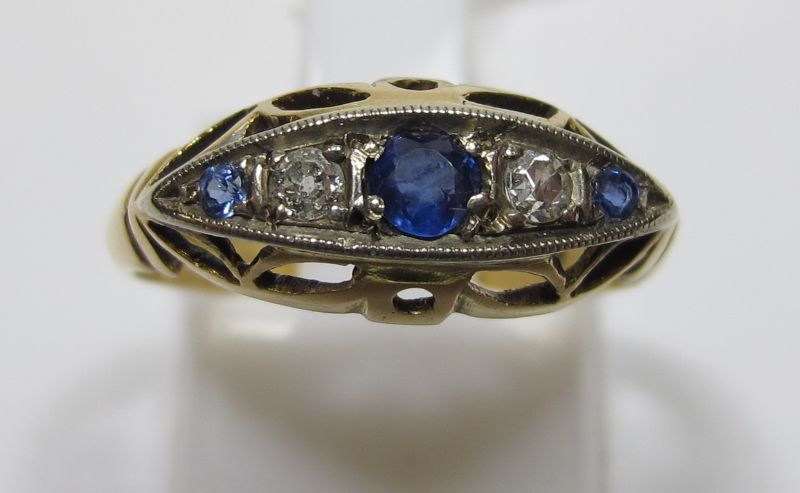 ANTIQUE BOAT SHAPE SETTING DIAMOND/SAPPHIRE RING SIZE L MARKED 18CTBidding is taking place on our