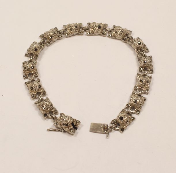 MARCASITE SET PANNELED BRACELET (MARKED 935) TESTS AS SILVER 18CMBidding is taking place on our