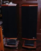 Pair Griffin studio electronic speakers, No 85