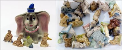 Small Disney figure of 'Dumbo' and quantity Wade whimsies, including cat with fiddle and other