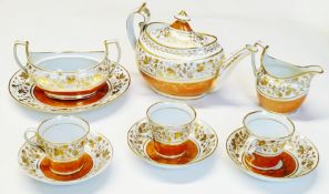 Chamberlain's Worcester part tea service, early nineteenth-century, comprising one large plate,