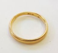 22ct gold wedding ring 3.5g approx