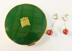 Pair 9ct gold red amber coloured bead drop earrings, and a  compact bearing House of Commons emblem