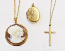 9ct gold cross pendant, on gold-coloured chain, 9ct gold Prince of Wales gold chain, cameo pendant