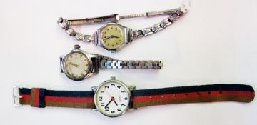 A gentleman's wristwatch  and two lady's wristwatches (3)
