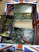 Quantity of Britains plastic figures, including cowboys and Indians, Lone Star plastic soldiers