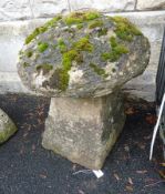 Staddle stone