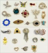 Large quantity of vintage and later brooches, including diamante, paste, glass etc. (1 bag)