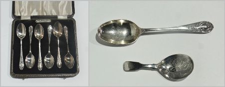 A set of six silver coffee spoons, Sheffield 1919, in a fitted case together with a Georgian