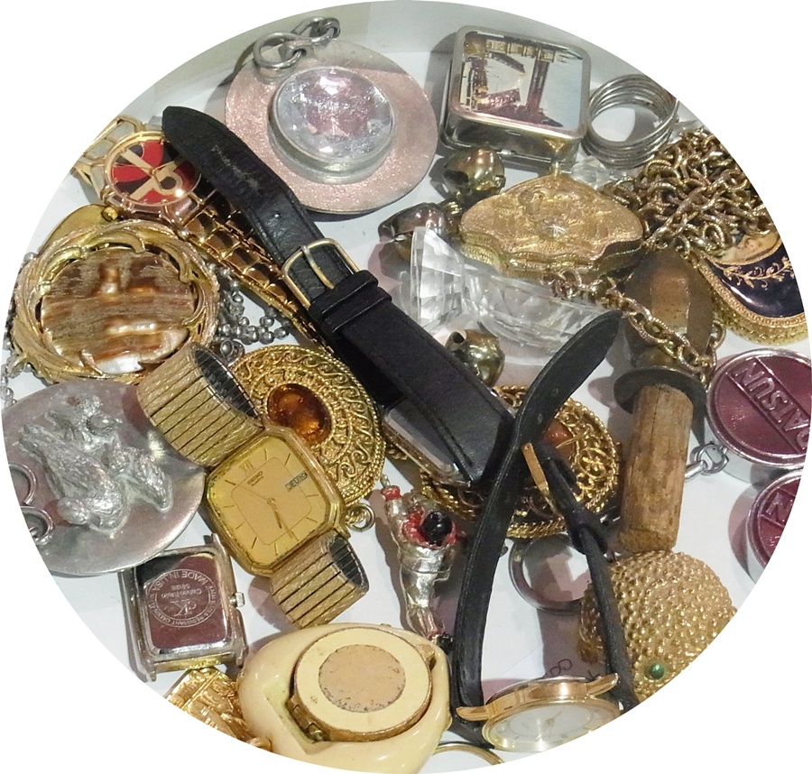 Quantity gilt costume jewellery, watches and other items (2 boxes)