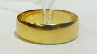 18ct gold wedding ring, approx. 4g