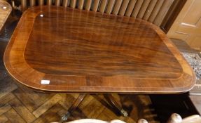 Regency mahogany cross banded breakfast table, with wide kingwood banding, satinwood stringing, on