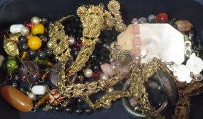 Large quantity gilt necklaces and similar costume jewellery (2 boxes)
