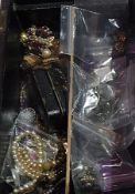 Quantity costume jewellery in leather covered jewel box