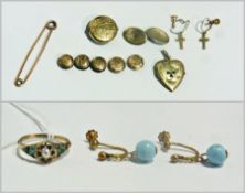 Gold coloured ring set with seedpearl and turquoise, gold coloured metal tie bar, earrings, studs