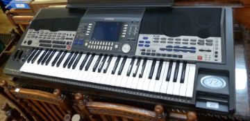 Yamaha PSR9000 keyboard with stool, version 2, with instruction booklet, combination voice expander,
