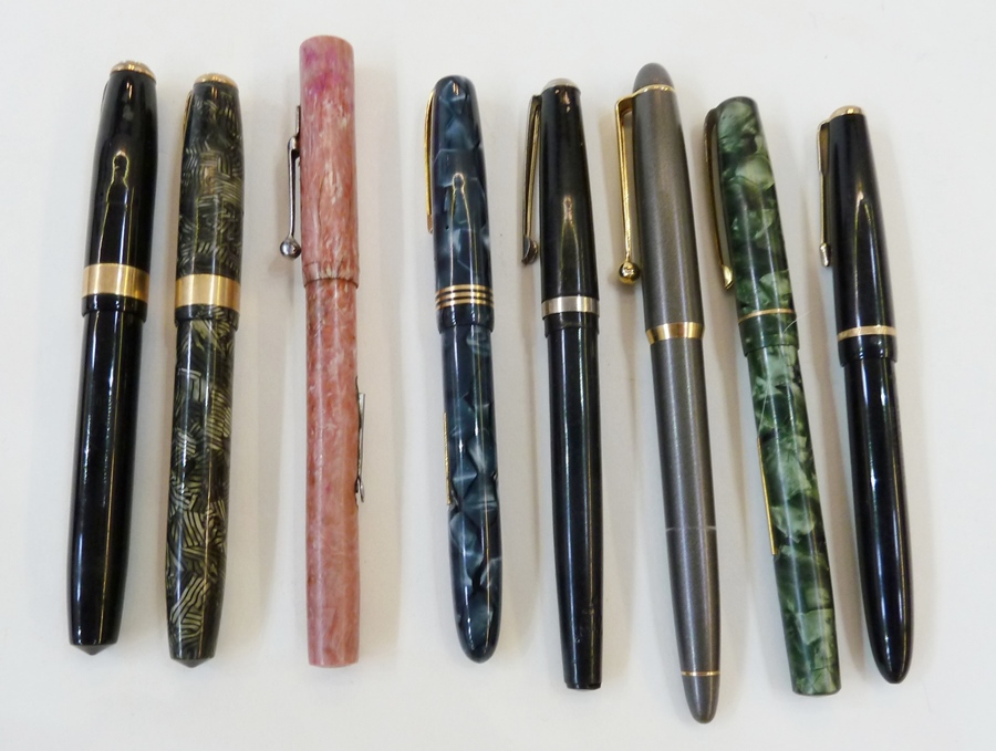 Collection of fountain pens, to include Conway Stewart, 14K nib, Wyvern Perfect, ballpoint,