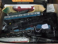 Quantity Hornby '00' gauge locomotives and tenders, InterCity carriage, rack etc (1 box)