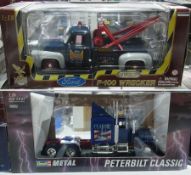 A 1/18 scale Road Legends Ford F100 1953 Recca and a Revell 1/24 scale Peter Bilt 359, boxed (2)