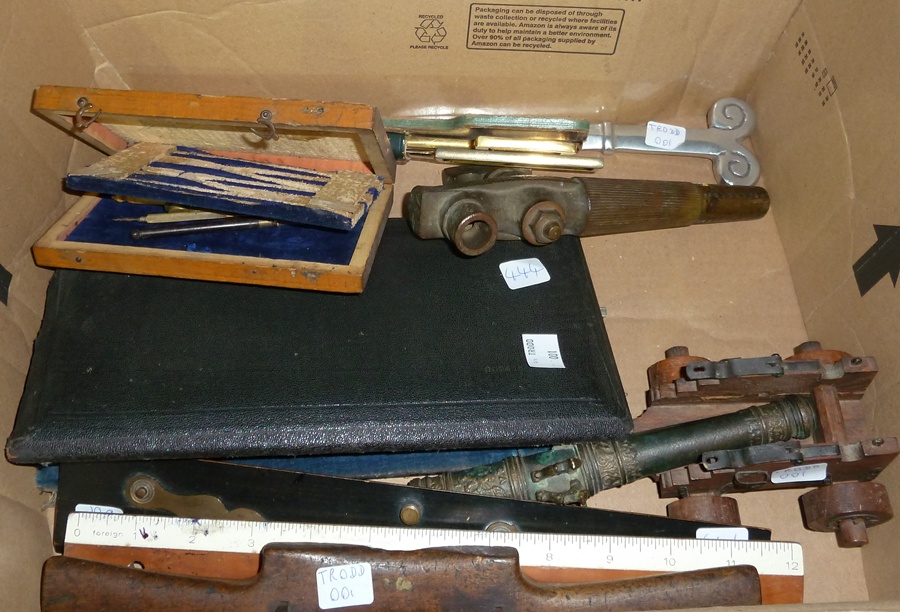 Quantity of mathematical apparatus, tools and other items (1 box)