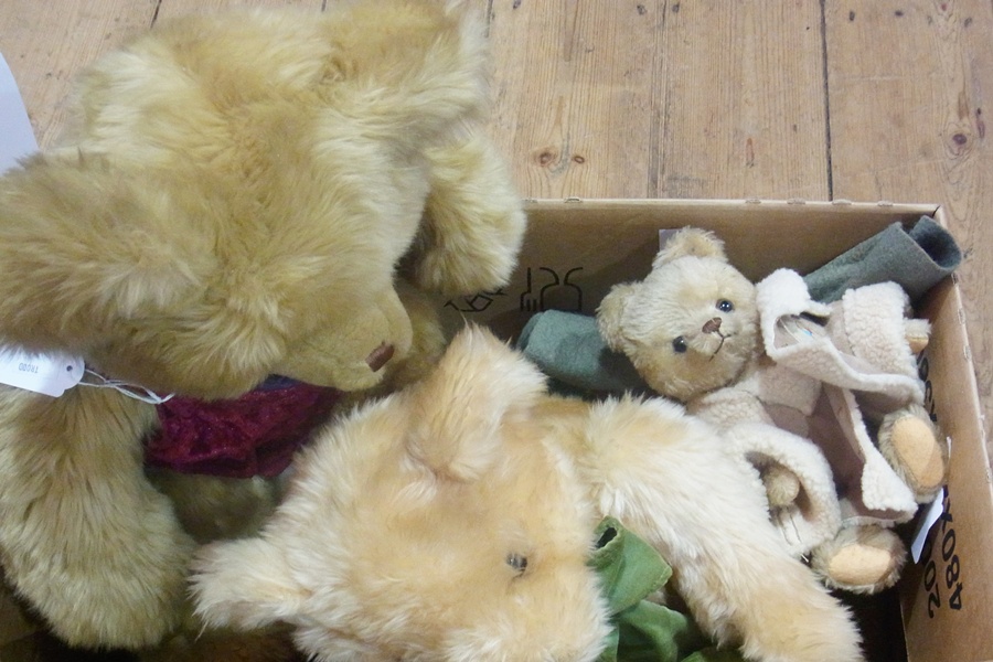 Quantity Harrods and other teddy bears
