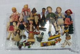 Quantity continental fabric bendy doll's house dolls, wooden miniature and other dolls and doll's