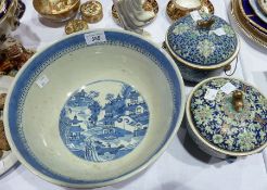 Pair Chinese porcelain rice bowls, polychrome enamelled with gilt dogs of Fo to finial and dogs of