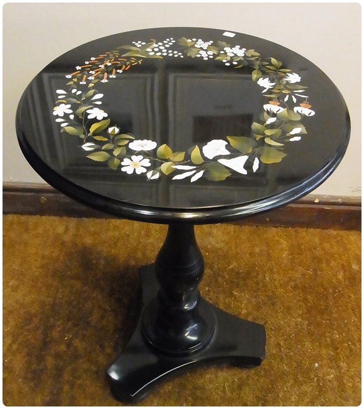 Victorian pietra dura tripod occasional table, the circular top inlaid with garland of fuschia,