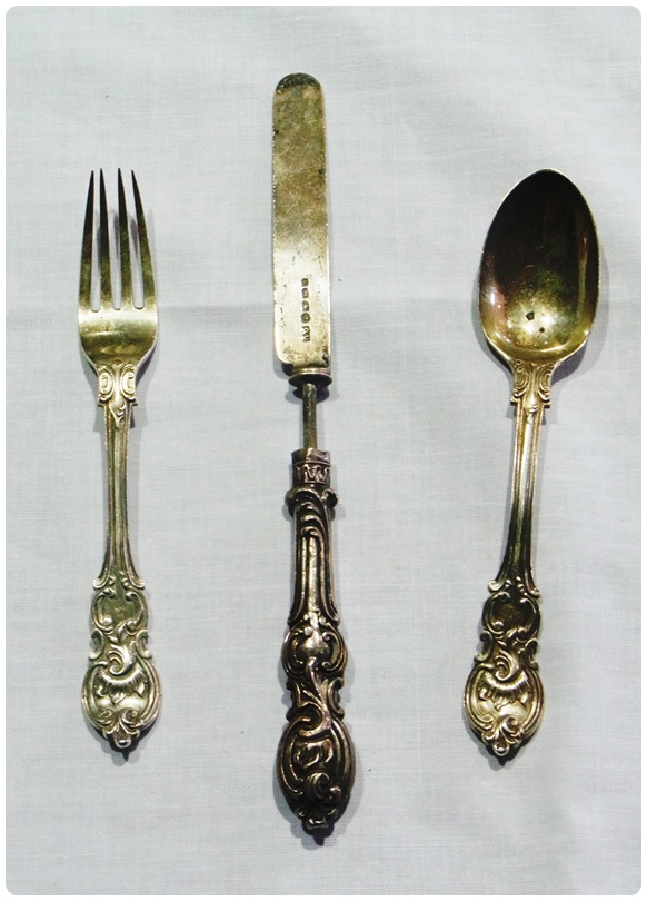 Pair Victorian child's silver spoon, fork  and knife, rococo scroll and thread pattern, London 1869,