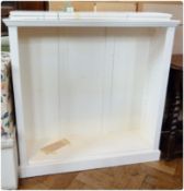 Twentieth century white painted three-tier bookcase, on plinth base, 100cm wide